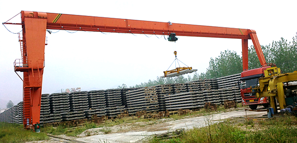 MH型3-16t电动葫芦门式起重机